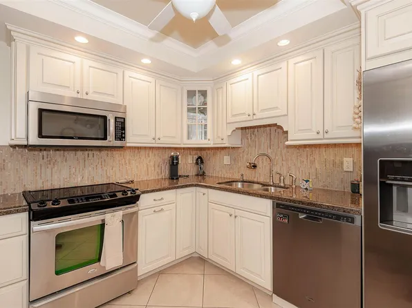 4751 NW 21st Street #2P, Lauderhill, FL 33313