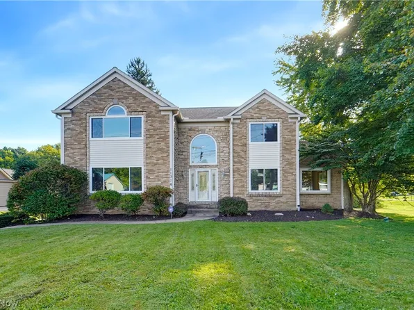 11316 Cleveland Ave NW, Uniontown, OH 44685