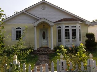 14 Locust Rd, Villas, NJ 08251