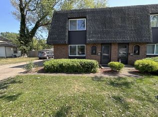 907 Root Rd, Lorain, OH 44052