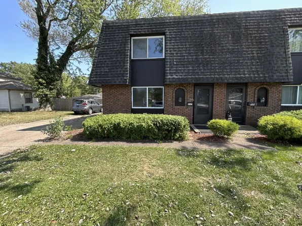 907 Root Rd, Lorain, OH 44052