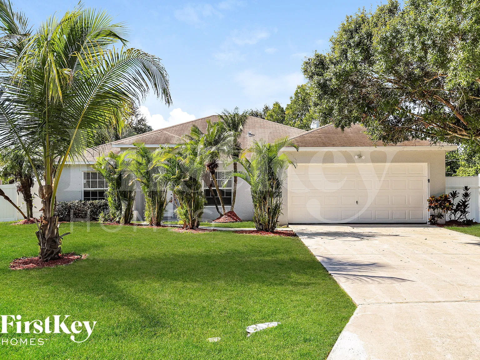 3 bed, 2.0 bath, 2074 sqft, $2,930 — Photo 1
