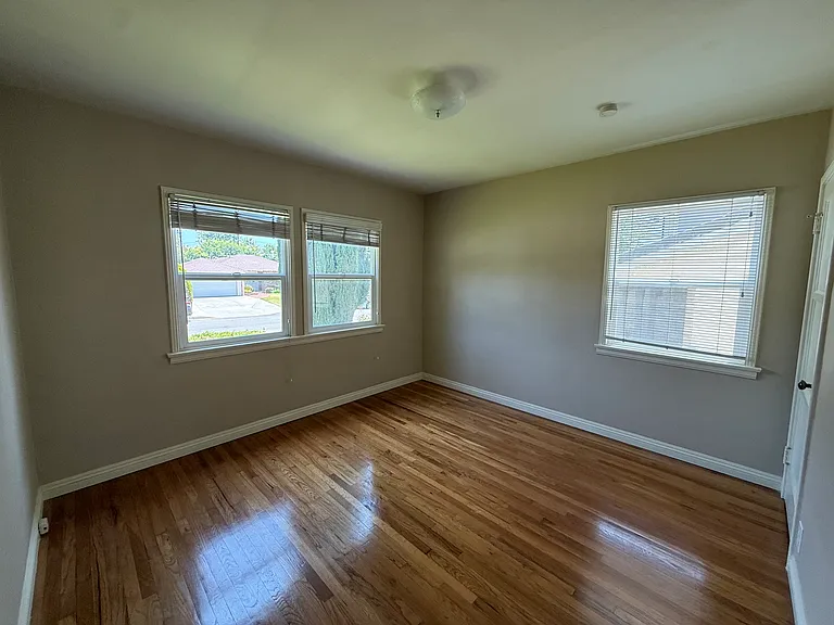 Second bedroom