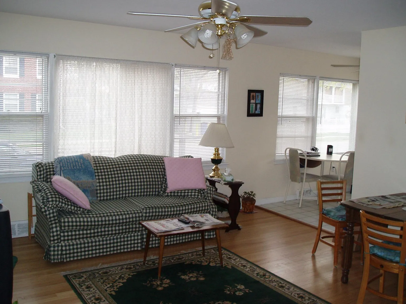 5211 N Santa Monica Blvd — Photo 4