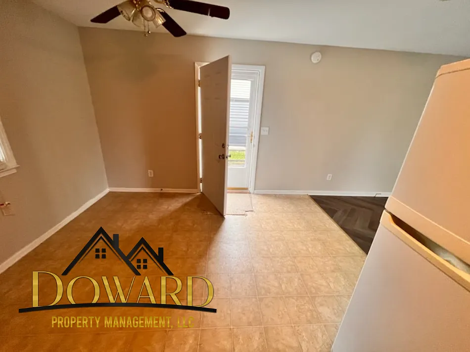 2 bed, 1.5 bath, 980 sqft, $1,150 — Photo 2