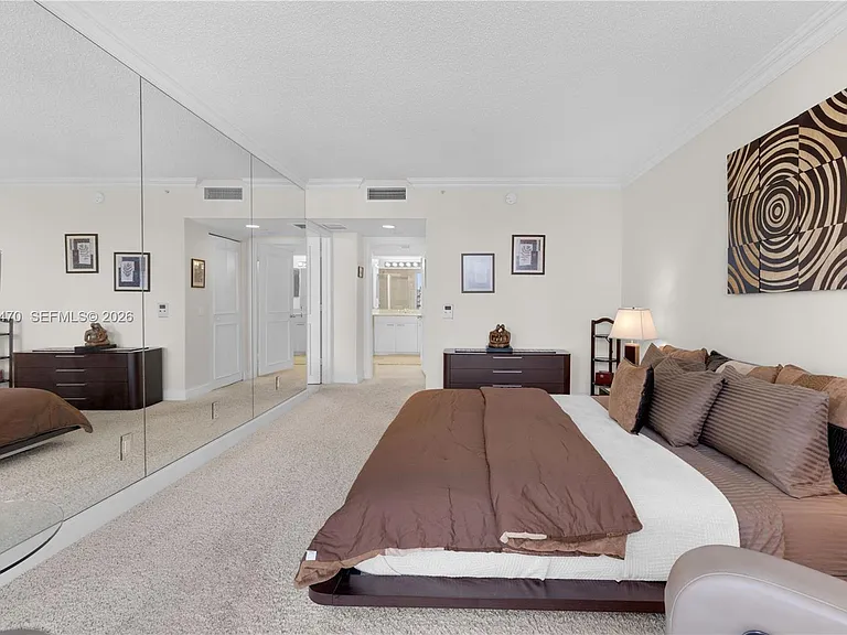 21055 Yacht Club Dr #1804 — Photo 18