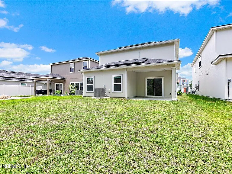 14220 Epply Dr — Photo 22