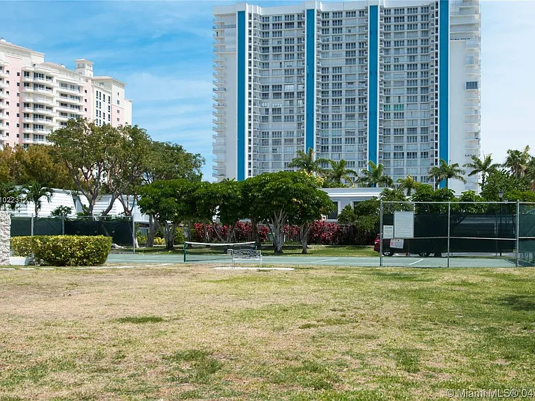 210 Seaview Dr #405 — Photo 7