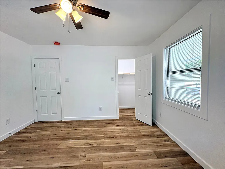 3206 Avenue K — Photo 13