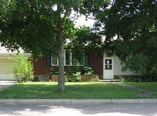 110 15th St N, Mountain Lake, MN 56159