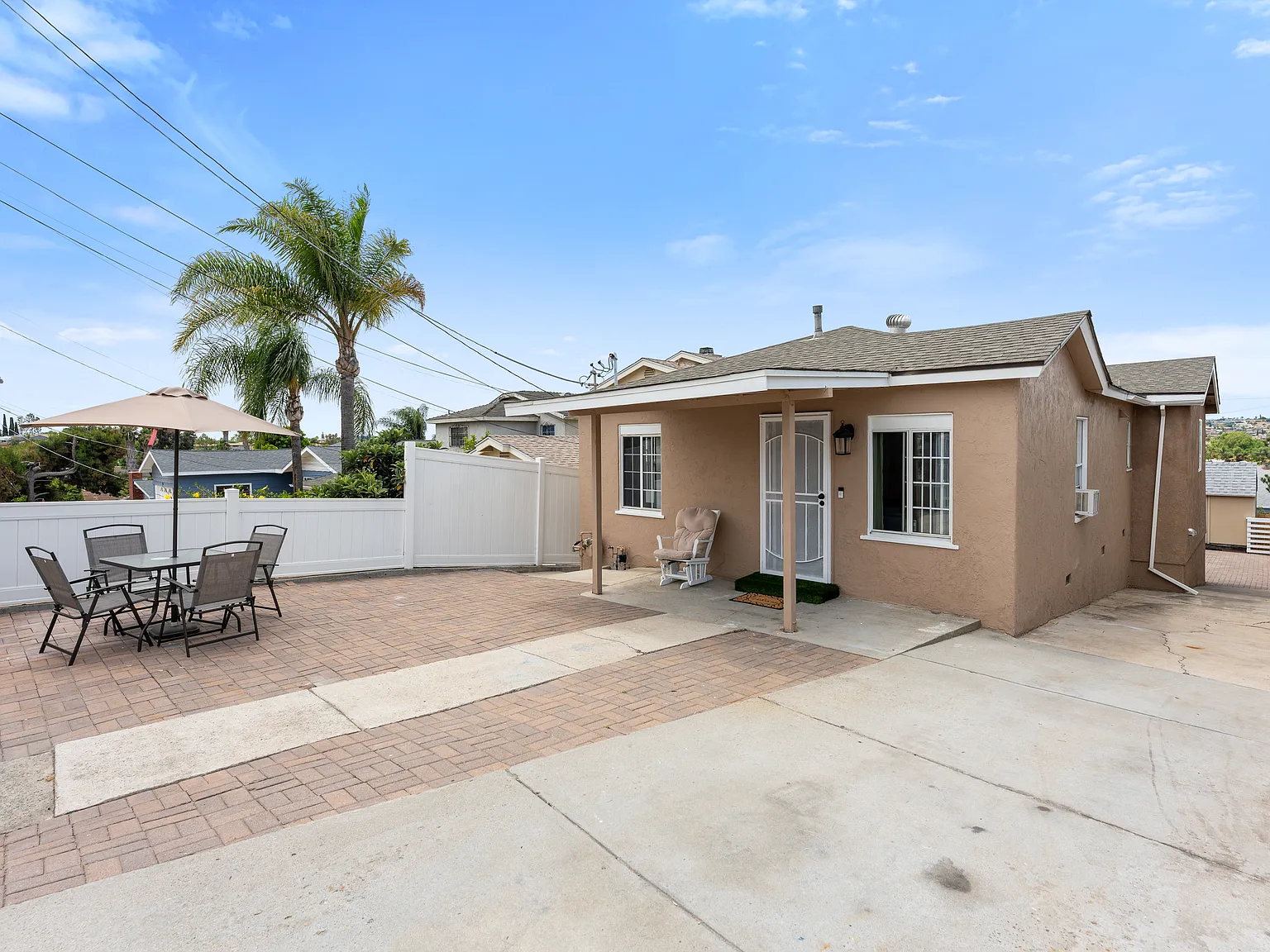 4 bed, 1067 sqft, $5,000 — Photo 2