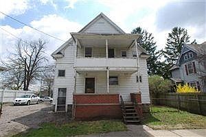 2nd image of 319 E Michigan Ave