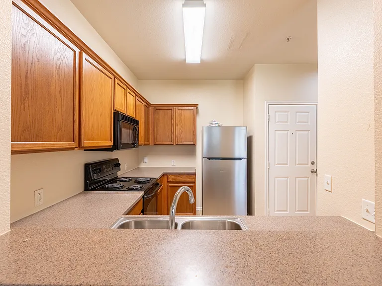 2228 Stonepark Pl — Photo 21