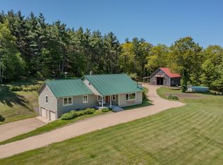 552 Parker Mountain Rd, Strafford, NH 03884