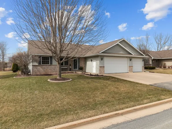 1414 Chesterfield Ct, Menasha, WI 54952