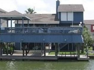 3424 Jolly Roger Cir, Galveston, TX 77554