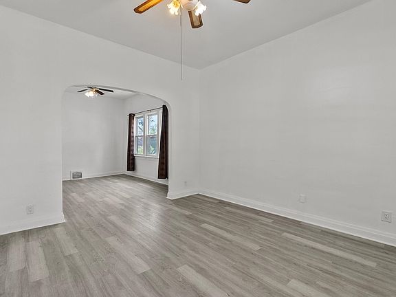 2nd image of 13346 S Carondolet Ave