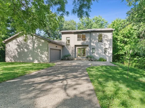 18649 N Apache Path, Danvers, IL 61732