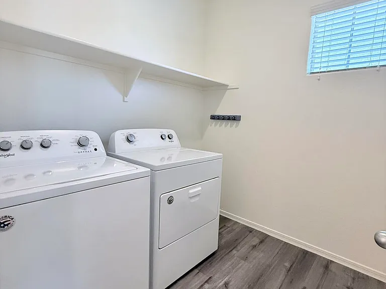 4722 E Tremaine Ave — Photo 21