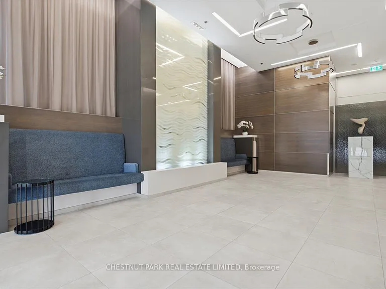 530 Saint Clair Ave W #1706 — Photo 4