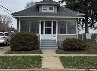 536 Simms St, Aurora, IL 60505