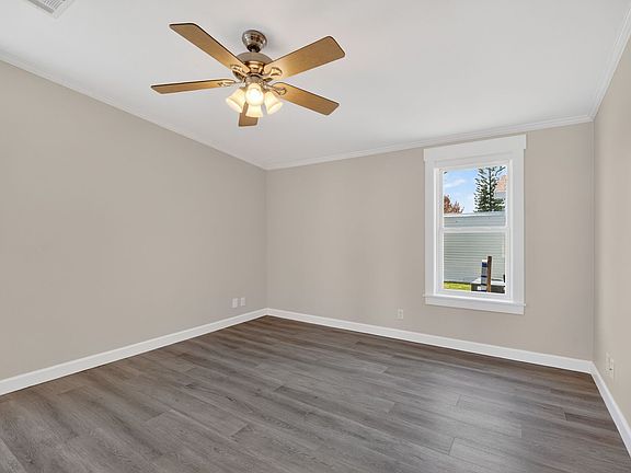 14th image of 3177 N Huntington Ave
