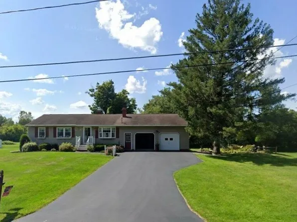 4796 Newman Dr, Clinton, NY 13323