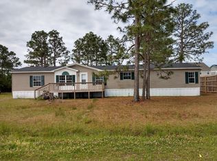 239 Castlebury Ln, Hubert, NC 28539