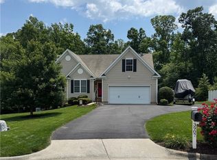 3907 Currier Ct, Chester, VA 23831