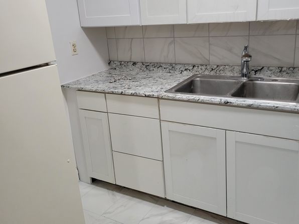 340 W Washington St APT A1