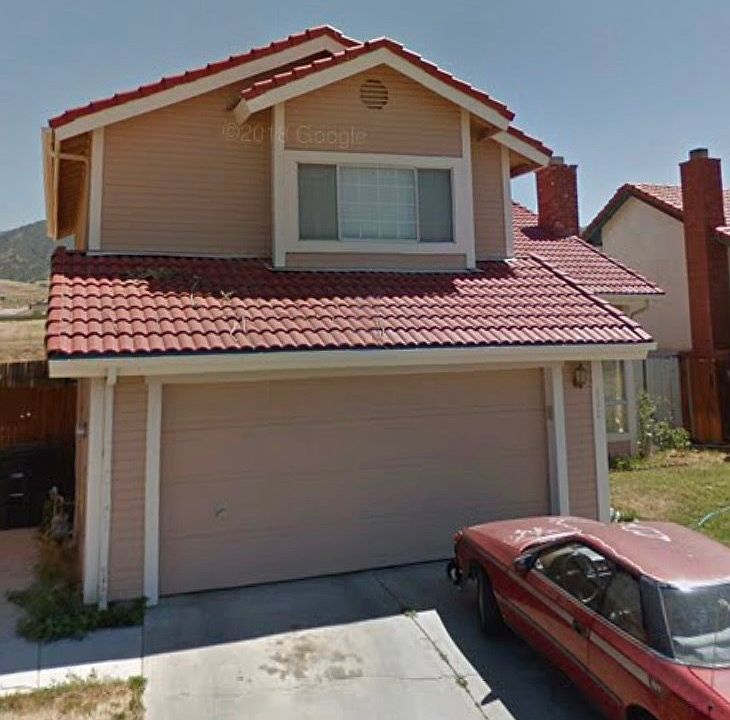 2nd image of 438 Sherwood Pl