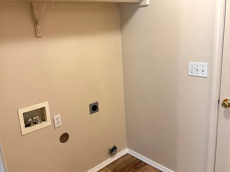 1209 Gold Creek Dr — Photo 13