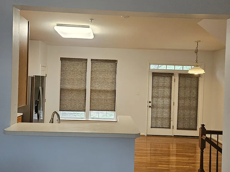 8849 Papillon Dr — Photo 15