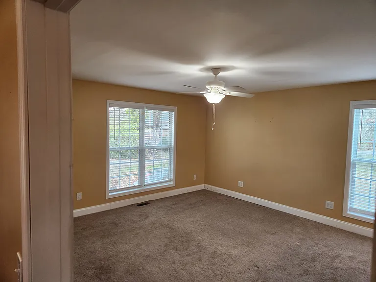 223 Varnes Ln — Photo 44