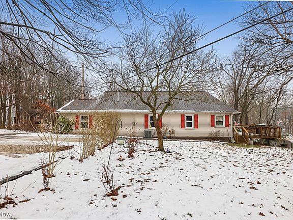2nd image of 81 Cherry Dr NW