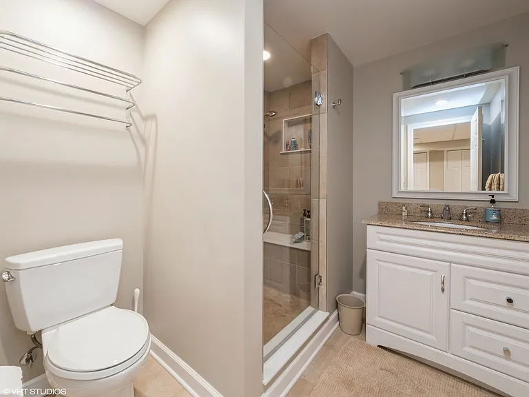 445 Blue Ash Dr — Photo 15