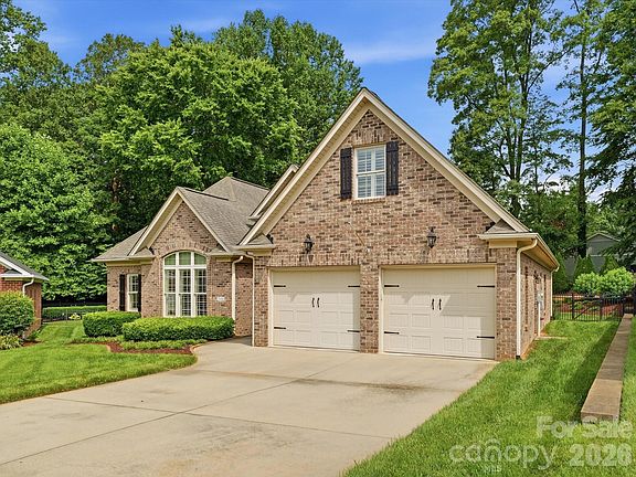 3rd image of 2106 Brookberry Ln