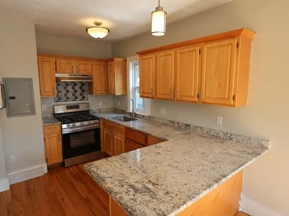 275 Humboldt Ave APT 2, Boston, MA 02121