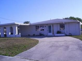 21451 Gladis Ave, Pt Charlotte, FL 33952