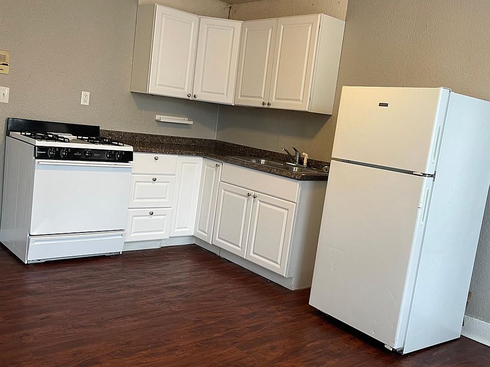 1st image of 219 Saint Helens Ave #203