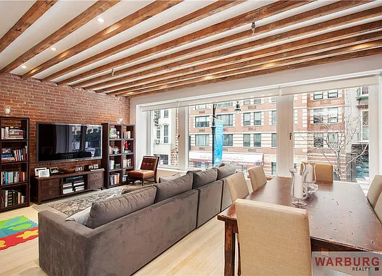 Sold by Warburg | media 12