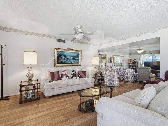 5th image of 9807 W Mockingbird Dr