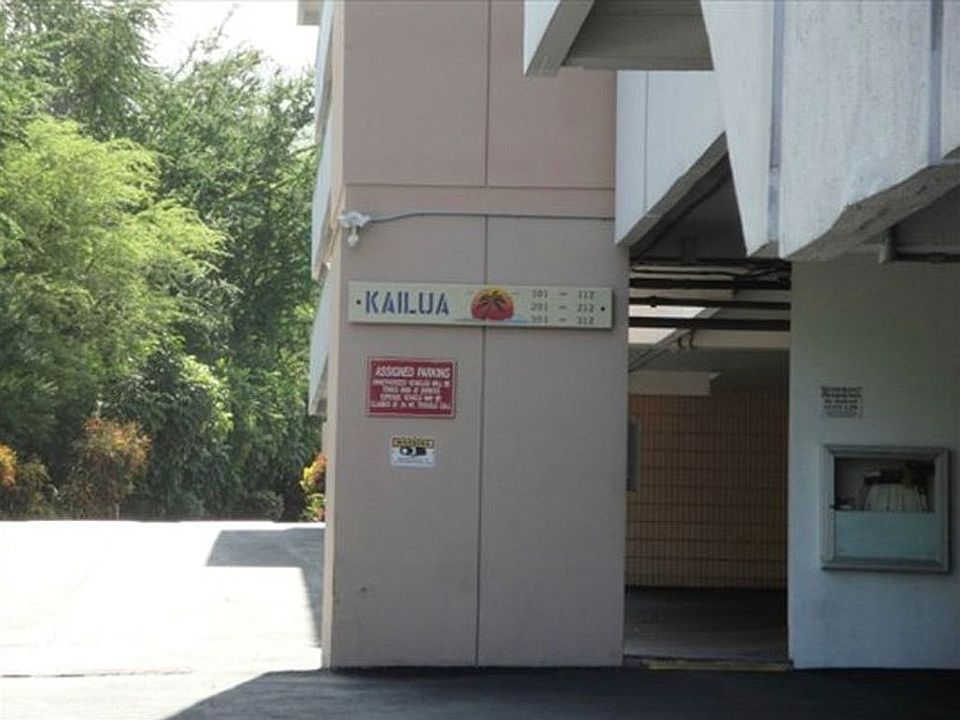 1st image of 77-6469 Alii Dr APT 107