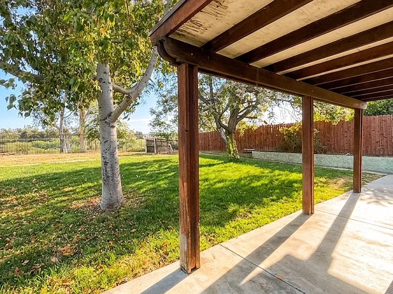 27076 Rainbow Creek Dr — Photo 11