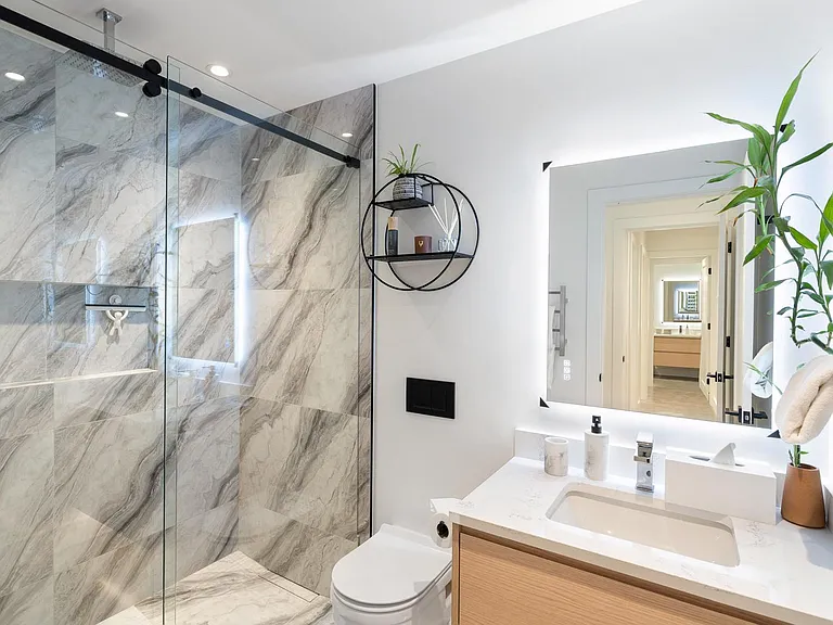 9143 Emerald Dr — Photo 18