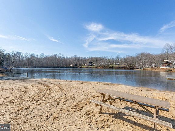 2nd image of 14 Ryland Rd