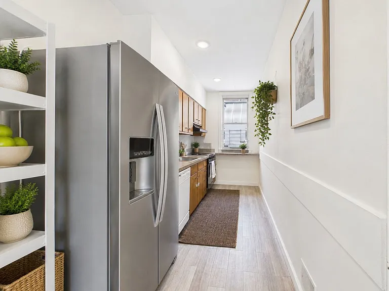 242 Stamper St — Photo 9