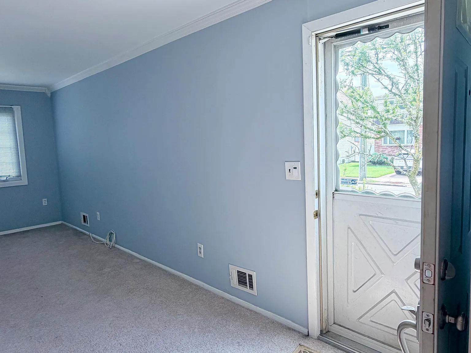 2 bed, 900 sqft, $2,300 — Photo 4