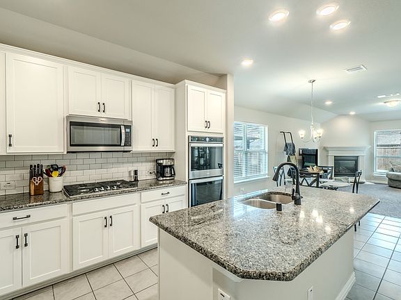 5th image of 2116 Dorsey Dr