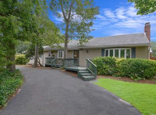 83 Vanderbilt Ave, Ronkonkoma, NY 11779